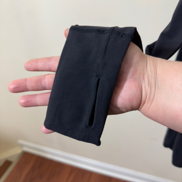 Lululemon athletica || athletic long sleeve blouse loose fit Size Medium - Picture 6 of 8